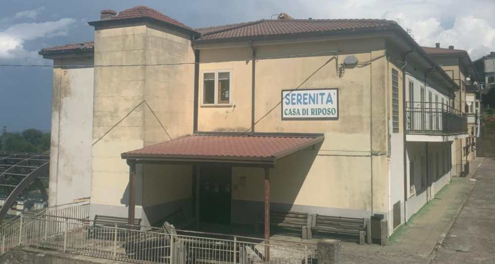 Abusi e illegalità alla casa di riposo “Serenità”: il Comune di Mongrassano chiede il risarcimento dei danni