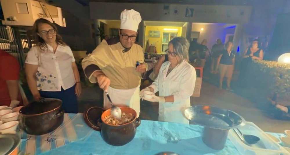 Cariati ritrova le sue radici marinare: bagno di folla al Porto Turistico per “Onde di Comunità”