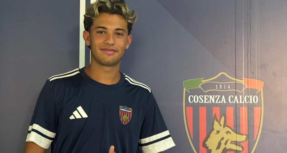 Cosenza Calcio, Diego Ragone firma il biennale: il mediano della Primavera promosso in prima squadra