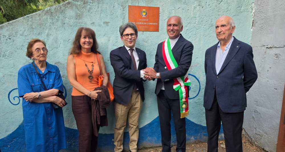 Cosenza dedica la scalinata della cultura a Leopoldo Conforti: un tributo tra il Liceo Telesio e l’Accademia Cosentina