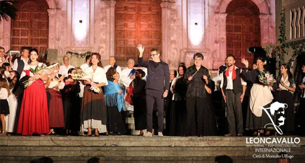 Montalto Uffugo, la “Cavalleria Rusticana” incanta il Duomo: trionfo per il Festival Leoncavallo