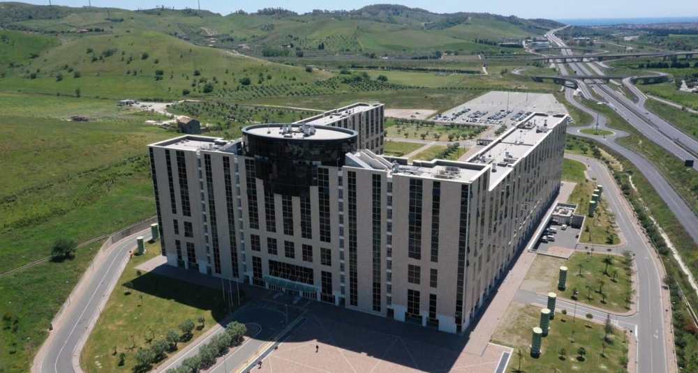 Cultura in Calabria, la Regione lancia tre Avvisi esplorativi per residenze, librerie e biblioteche
