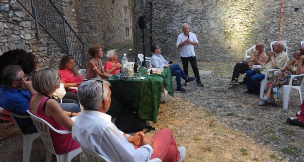 Cultura, sold out a Malvito per la seconda tappa della rassegna letteraria regionale “Librincantine”