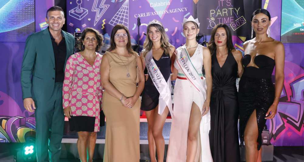 Miss Italia Calabria, sul lungomare di Reggio trionfa la lametina Sofia Vescio, nuova Miss Framesi