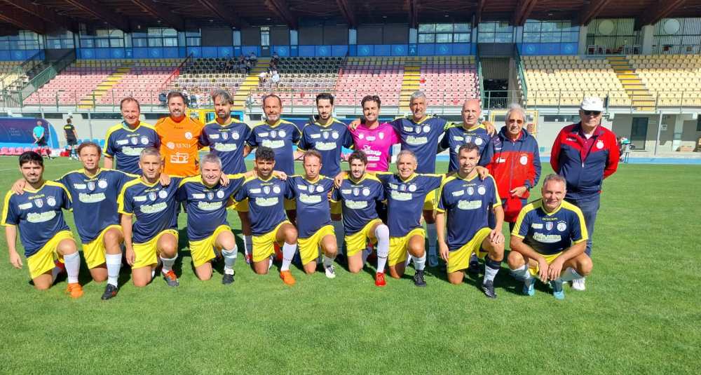 Il Cosenza Medici FC concede il bis: battuto il Napoli 2-0, la Coppa Italia è rossoblù