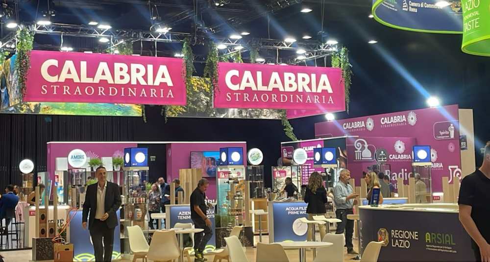 La Calabria conquista il Roma Bar Show: l’eccellenza della mixology in vetrina nella Capitale
