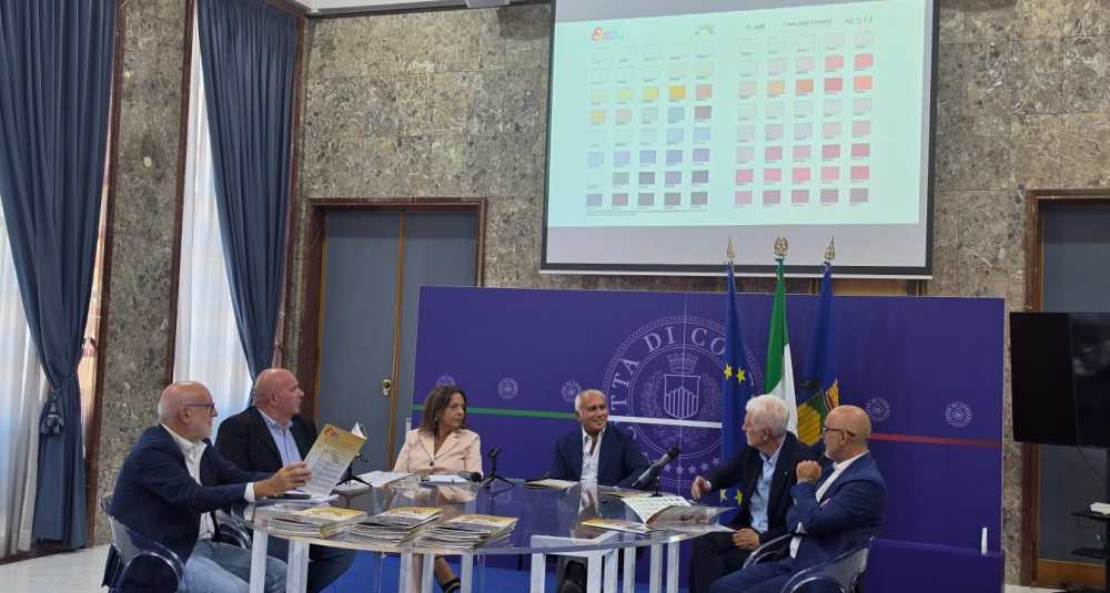 Nuovo “Piano del Colore” a Cosenza, la svolta urbana firmata da Federico Morabito e Franz Caruso