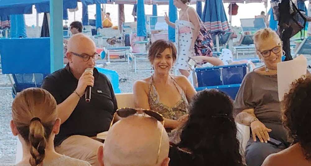Successo a Guardia Piemontese per il libro di Anna Settino: “Le nostre radici restano indelebili”