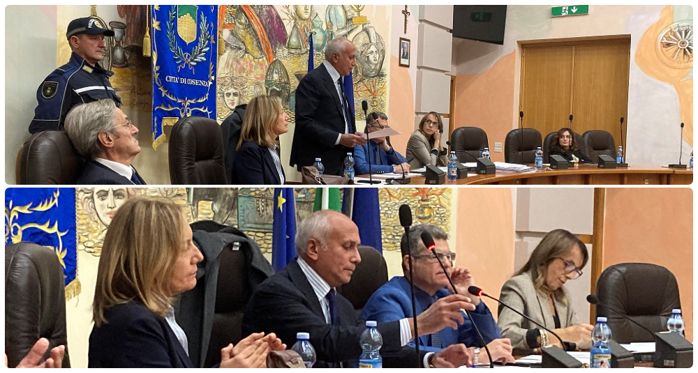 Consiglio comunale Cosenza, ok alla variazione di bilancio: il sindaco Caruso chiarisce l’azzeramento della Giunta