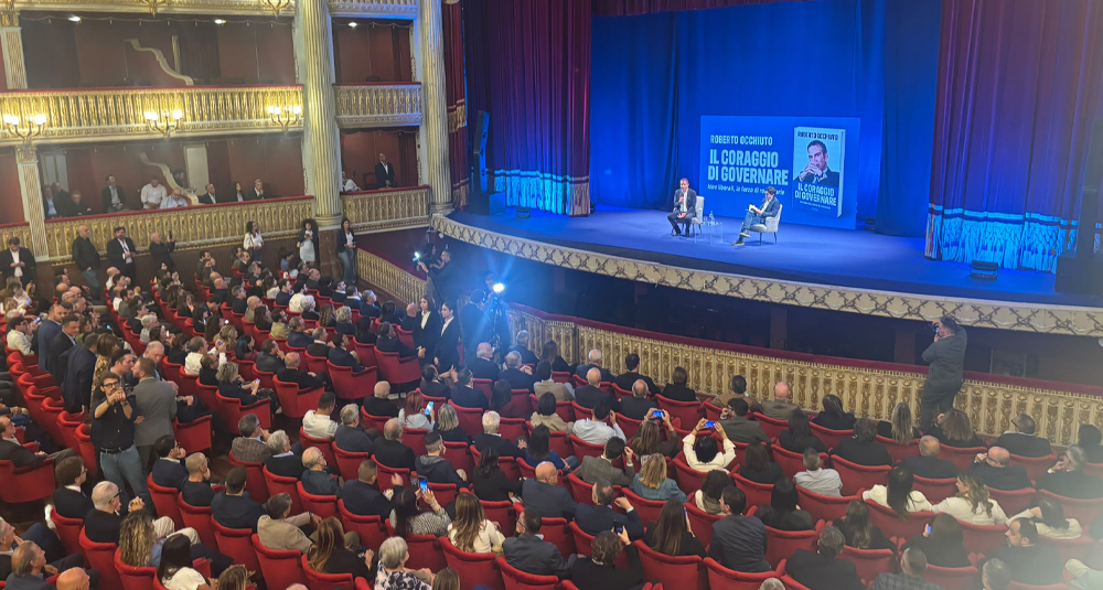 Cosenza, Roberto Occhiuto al Rendano con Il coraggio di governare
