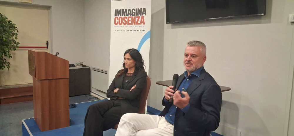 Giacomo Mancini presenta le “Dieci Proposte” di Immagina Cosenza per attrarre imprese e rilanciare la città