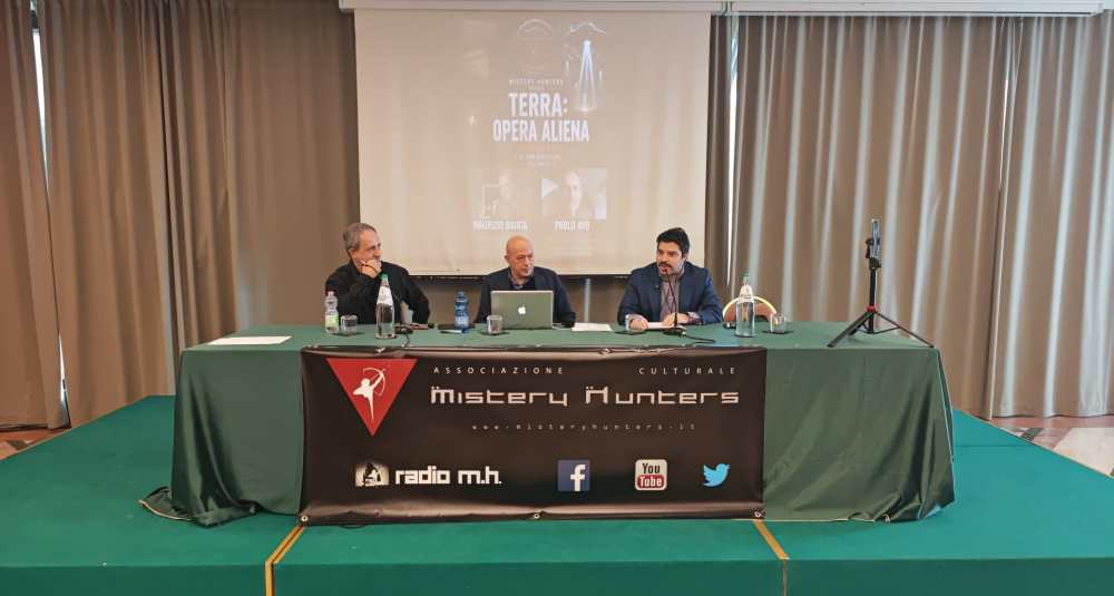 Rende diventa la capitale dei misteri ufologici, grande successo per “Terra: Opera Aliena”